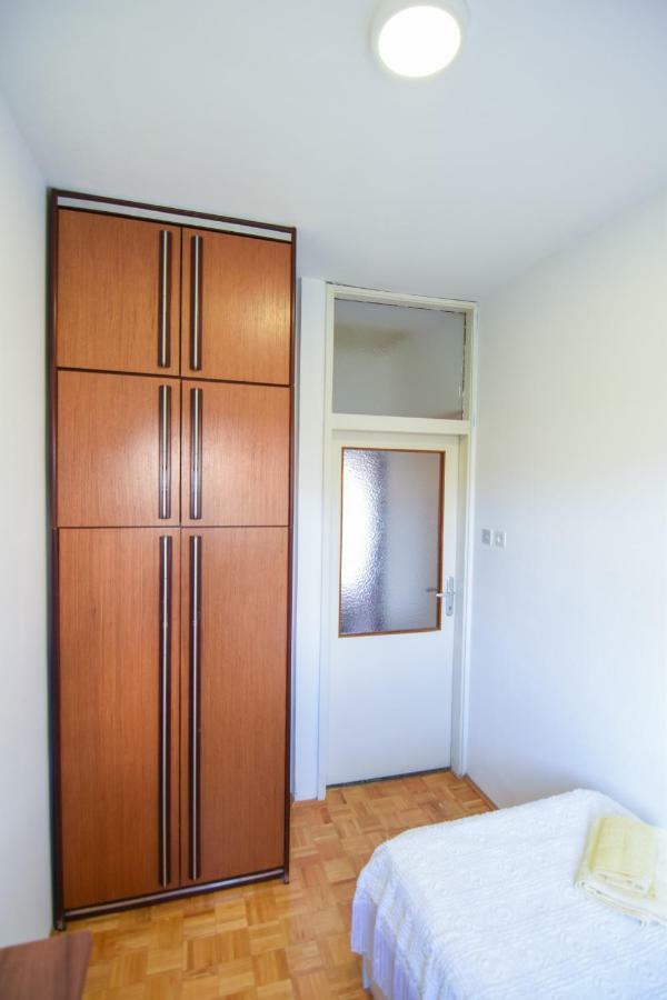 F-Holiday Apartment Zára Kültér fotó